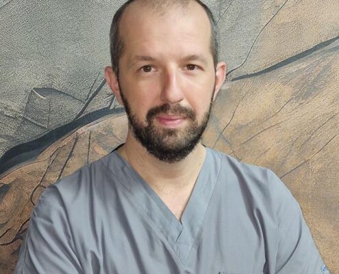 Dr. Nyíri Sándor Szülész-nőgyógyász, nőgyógyászati daganatsebész
