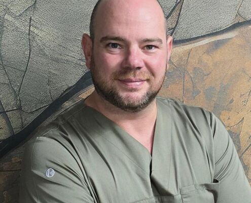 Korponyi Balázs Mozgás és masszázs terapeuta, csontkovács