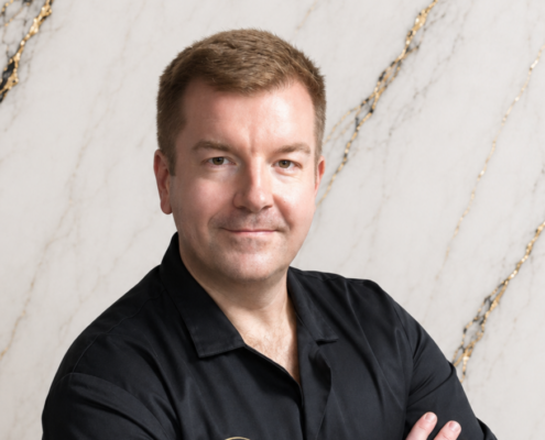 Dr. Benedek Péter Orvos, PRP / PRF, hajterapeuta